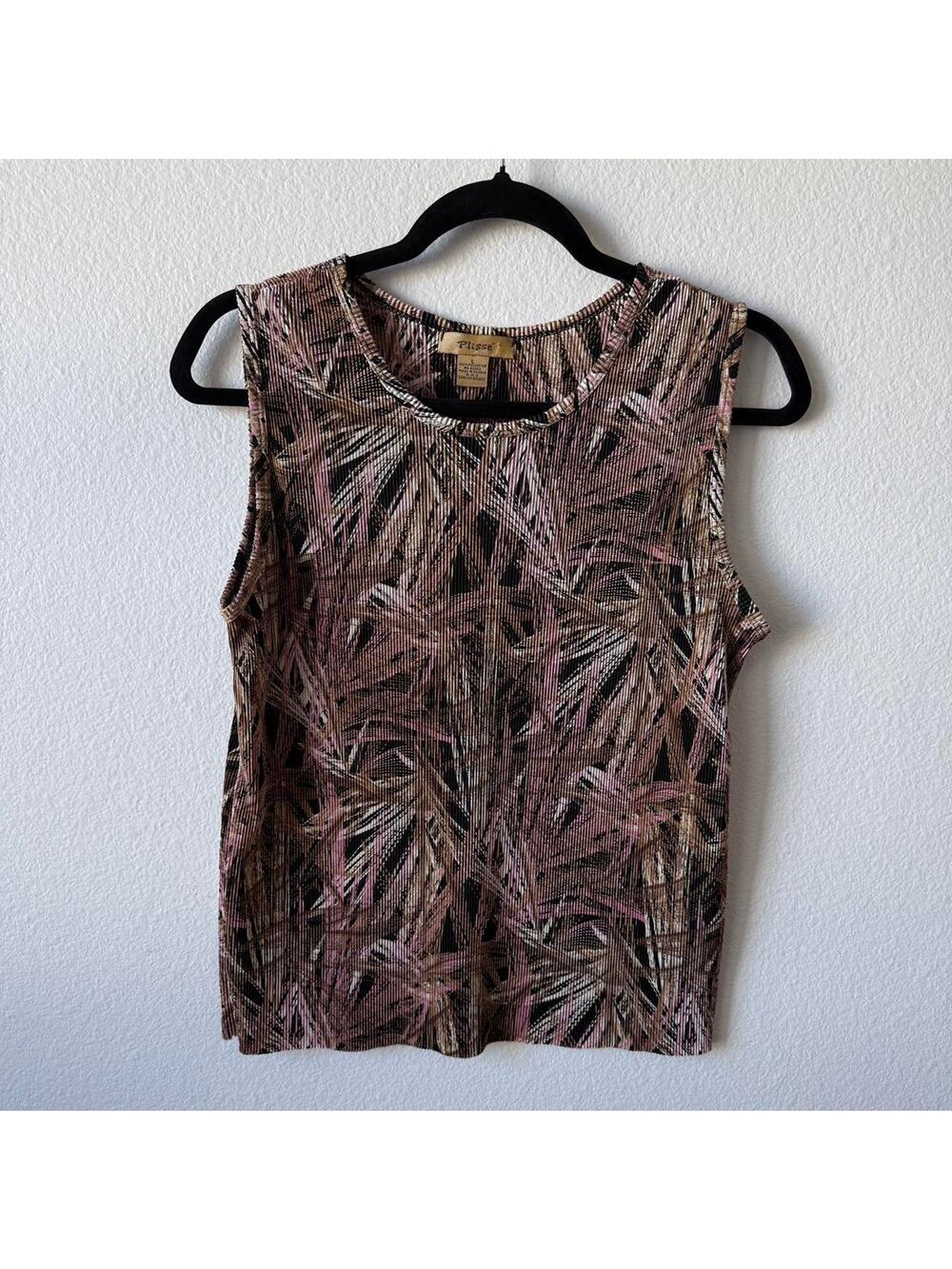 Plisse chocolate brown and pink plisse top